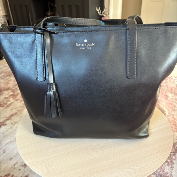 kate spade Handbags - Kate Spade Black Leather Tote Bag